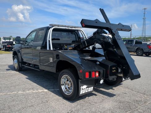 New 2025 Ford F450 XL w/ XL Chrome Package image 5