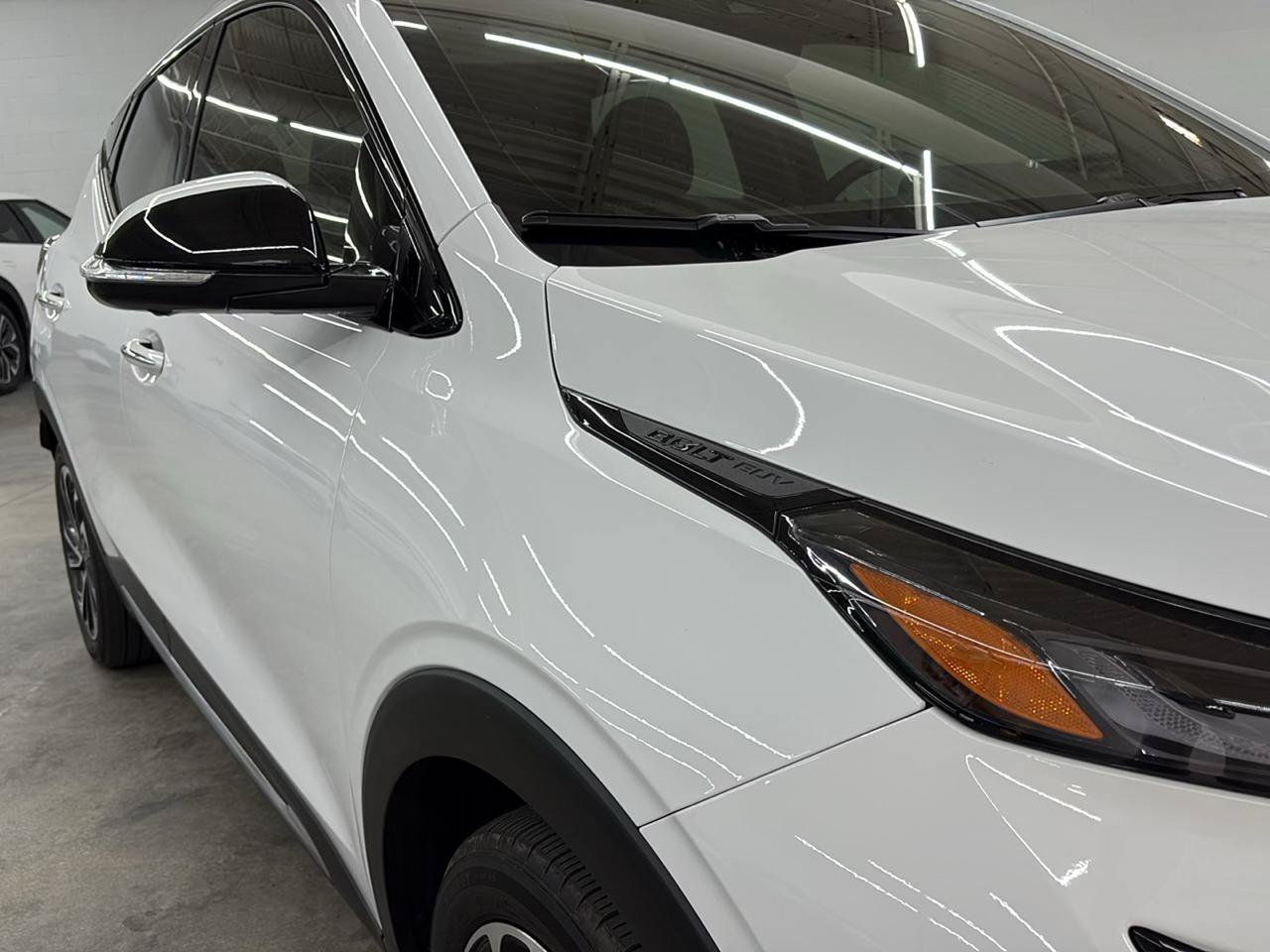 Used 2023 Chevrolet Bolt EUV Premier FWD image 5