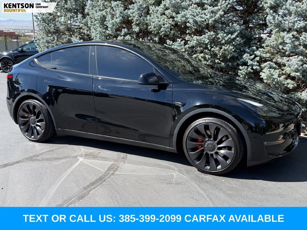 Used 2024 Tesla Model Y Performance AWD/4WD image 11
