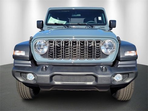 Used 2026 Jeep Wrangler Sport image 2