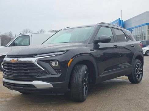 New 2026 Chevrolet TrailBlazer LT w/ Convenience Package FWD image 12