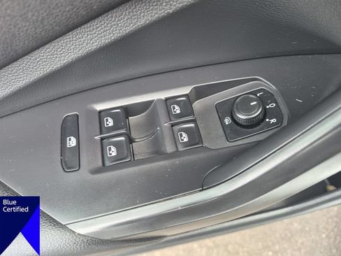 Used 2019 Volkswagen Jetta GLI FWD image 13