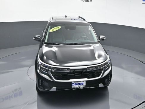 Certified 2024 Kia Seltos SX w/ SX Sunroof Package image 52