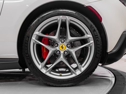 Certified 2022 Ferrari Roma image 14