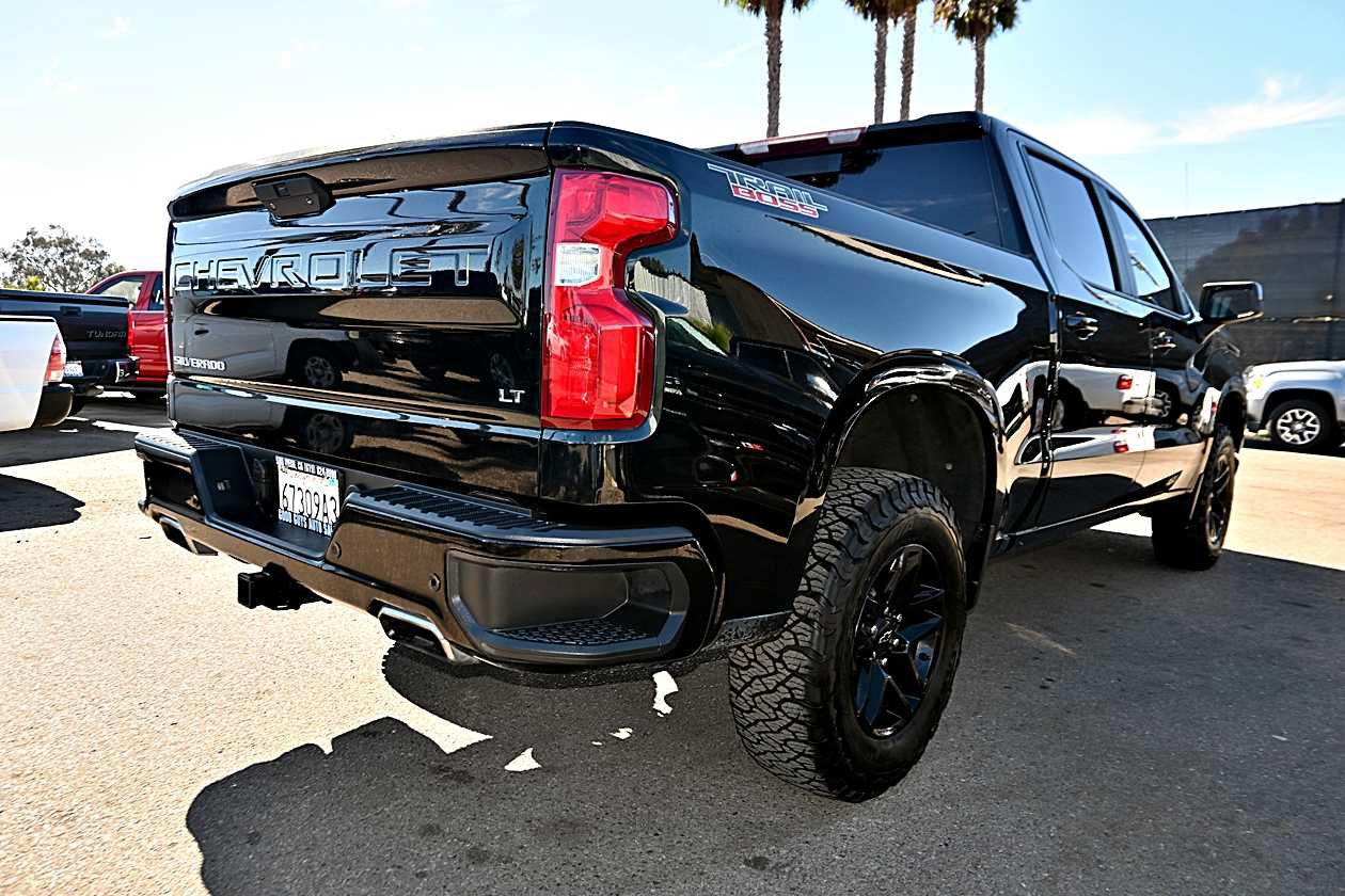 Used 2020 Chevrolet Silverado 1500 LT Trail Boss AWD/4WD image 7