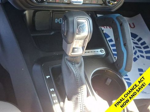 Used 2022 Ford Bronco Wildtrak AWD/4WD image 17