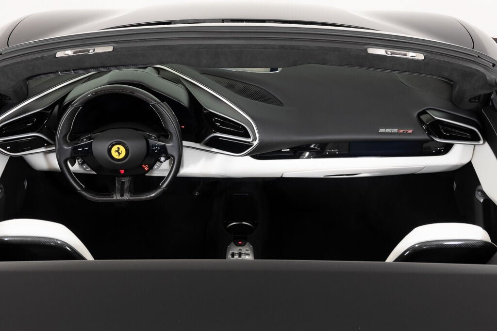 Used 2025 Ferrari 296 GTS RWD image 22