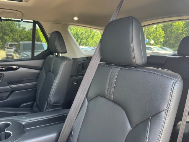 Used 2023 Honda Pilot Touring image 28