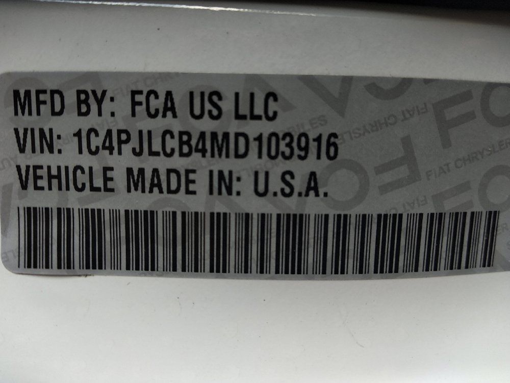 Used 2021 Jeep Cherokee Latitude FWD image 33