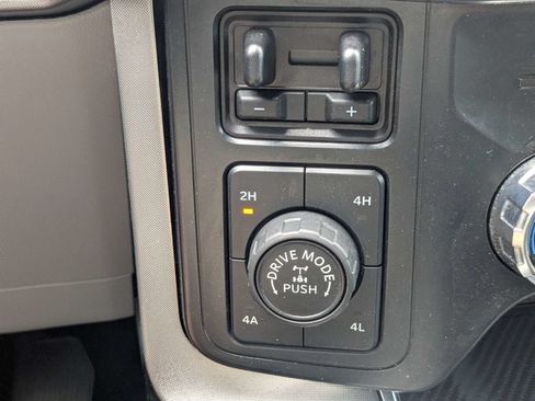 Used 2022 Ford F150 Limited AWD/4WD image 26