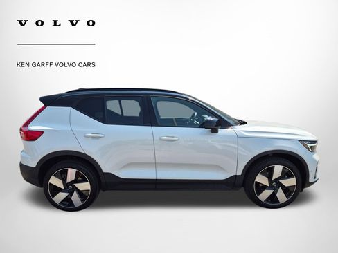 Used 2023 Volvo XC40 Recharge Ultimate AWD/4WD image 2