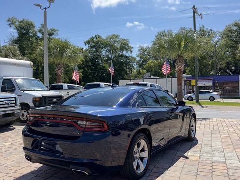 Used 2015 Dodge Charger SXT RWD image 5