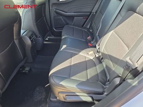 New 2025 Ford Escape SE image 25