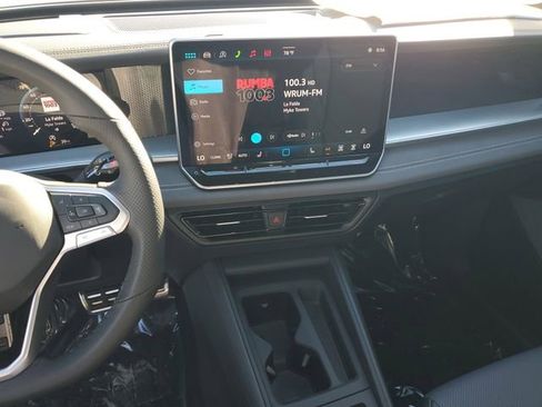 New 2026 Volkswagen Tiguan SE R-Line image 24