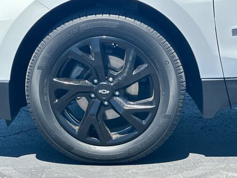 Used 2019 Chevrolet Equinox Premier FWD image 42