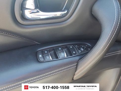 Used 2022 INFINITI QX80 Luxe w/ Cargo Package RWD image 16