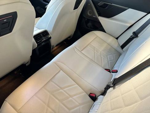 New 2026 BMW 530i xDrive w/ Executive Package image 11