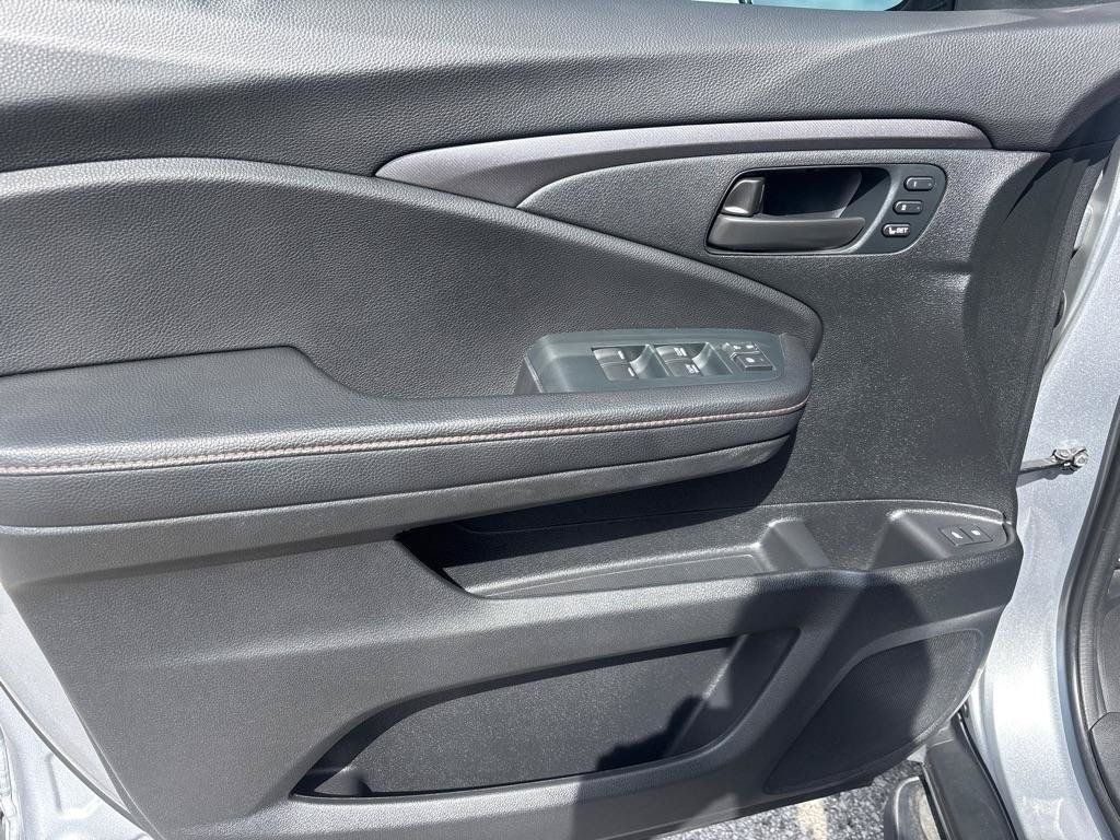 Used 2023 Honda Passport TrailSport image 18
