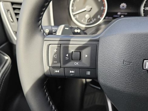 New 2026 Nissan Rogue SV image 12