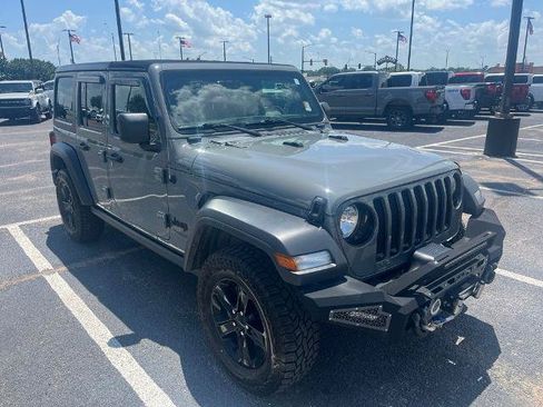 Used 2022 Jeep Wrangler Unlimited Sport AWD/4WD image 2