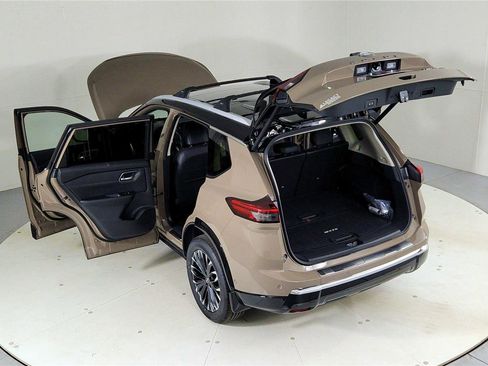 New 2025 Nissan Rogue Platinum w/ Platinum Premium Package image 51