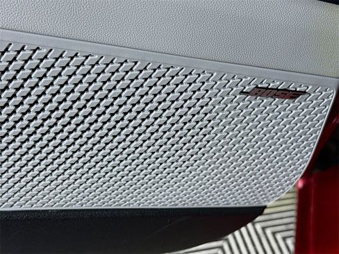 Certified 2022 Hyundai Elantra Limited image 13