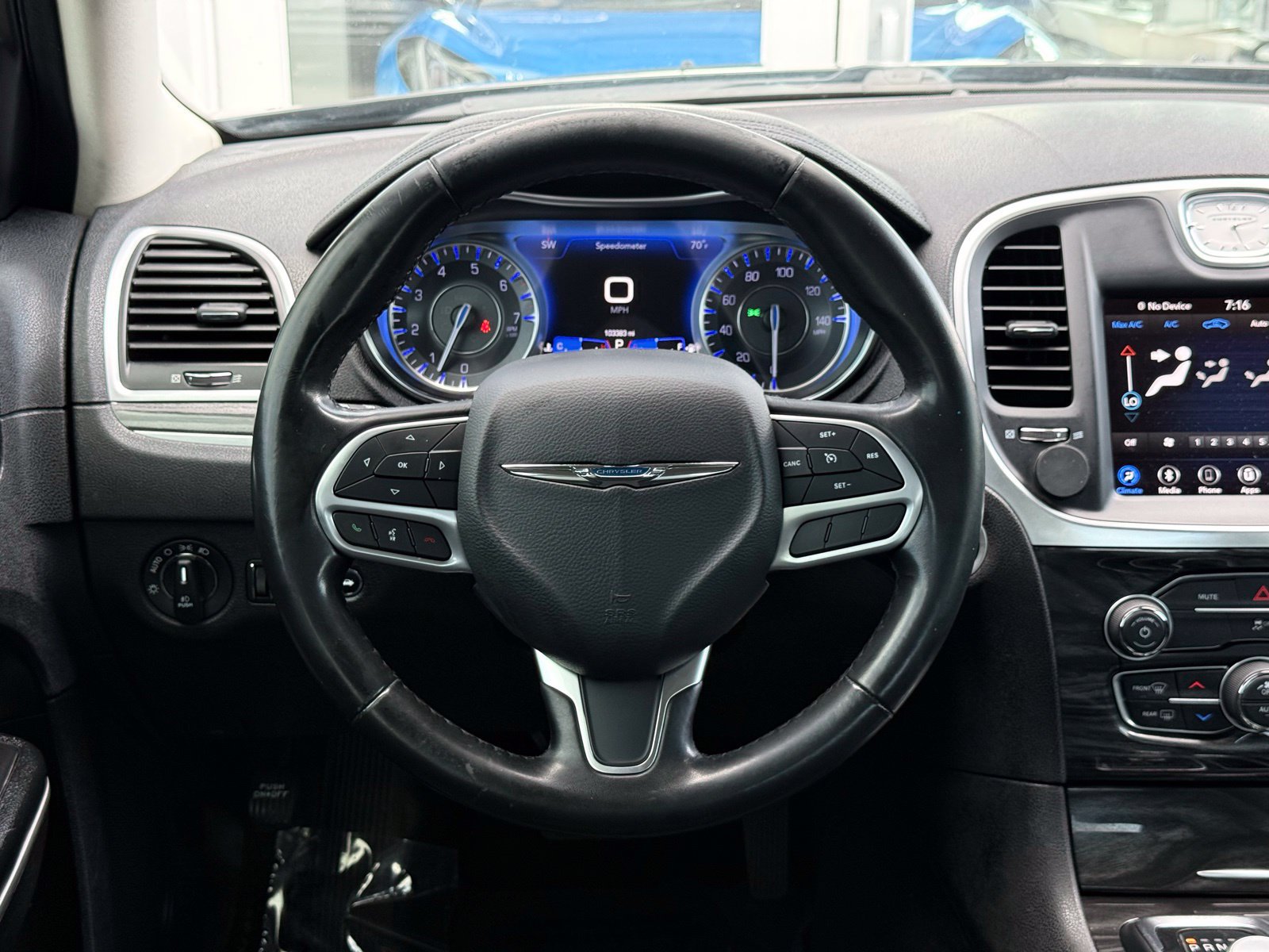 Used 2020 Chrysler 300 Touring w/ Driver Convenience Group RWD image 31