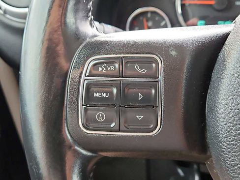 Used 2012 Jeep Wrangler Rubicon w/ Dual Top Group image 40