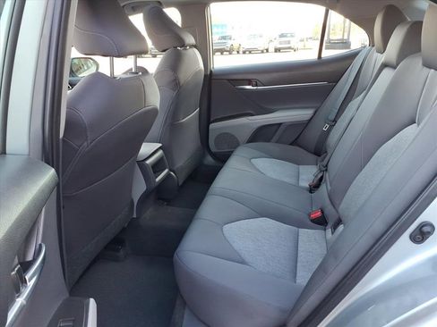 Used 2021 Toyota Camry LE image 17