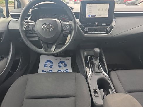 Used 2023 Toyota Corolla LE image 17
