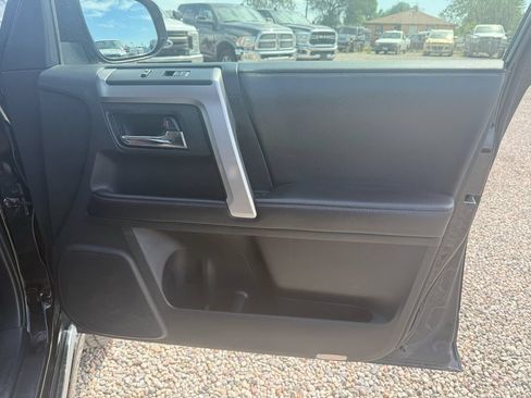 Used 2018 Toyota 4Runner Limited AWD/4WD image 13