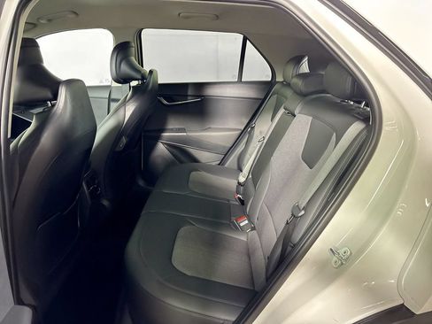 Certified 2025 Kia Niro EX FWD image 21