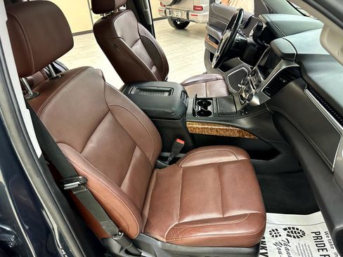 Used 2020 Chevrolet Tahoe Premier w/ Premier Plus Edition image 47