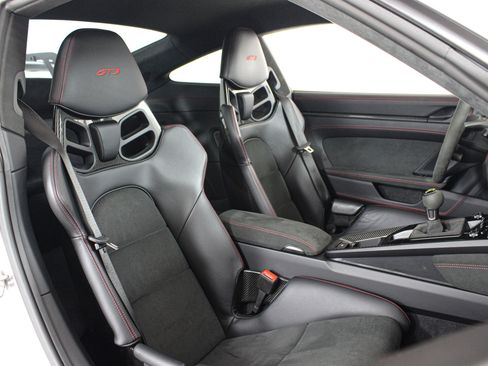 Used 2024 Porsche 911 GT3 RWD image 24