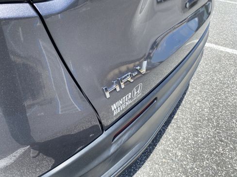 Used 2023 Honda HR-V LX image 12