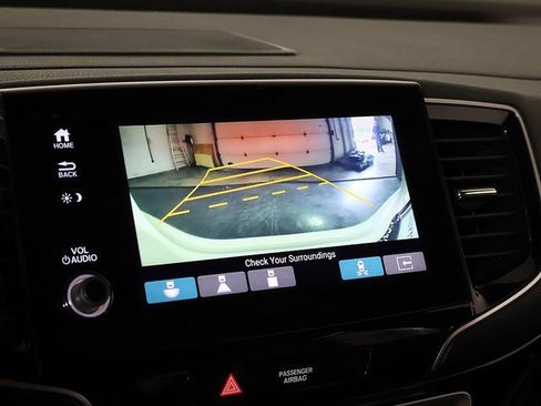 Used 2019 Honda Pilot Touring image 22