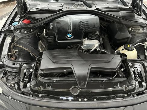 Used 2017 BMW 320i Sedan RWD image 13