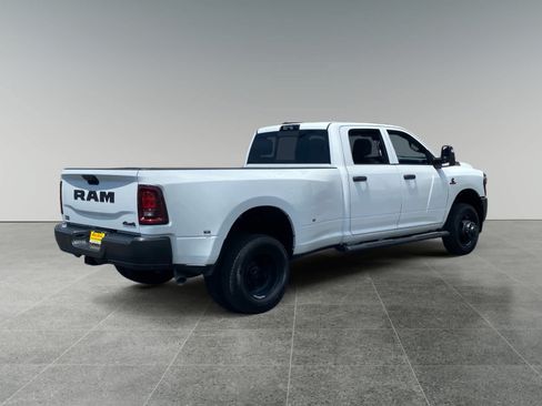Used 2026 RAM 3500 Tradesman AWD/4WD image 5