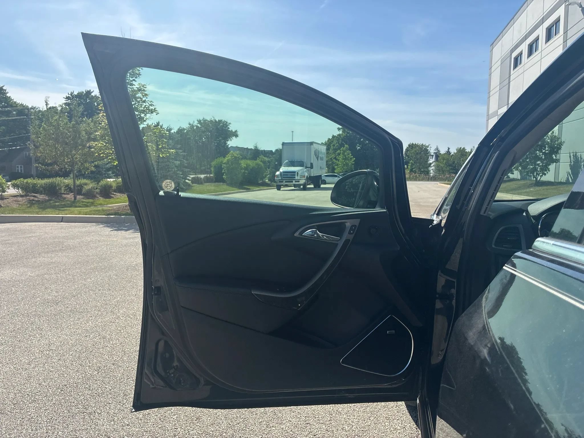 Used 2014 Buick Verano Premium FWD image 11