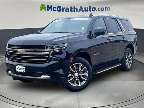 Used 2023 Chevrolet Tahoe LT w/ Luxury Package AWD/4WD image 3