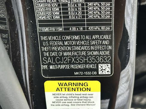 Certified 2025 Land Rover Discovery Sport S image 17