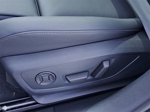 New 2025 Audi A5 2.0T Prestige image 19