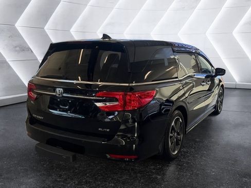 Used 2022 Honda Odyssey Elite image 4