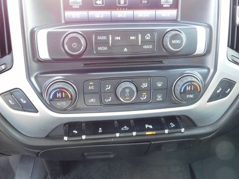 Used 2014 GMC Sierra 1500 SLT w/ SLT Crew Cab Value Package AWD/4WD image 17