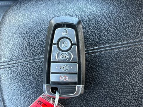 Used 2023 Ford Mustang Premium image 27