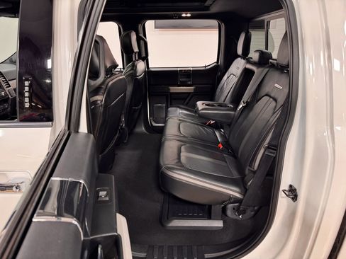 Used 2021 Ford F250 Platinum w/ FX4 Off-Road Package image 15