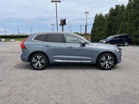 Certified 2023 Volvo XC60 B5 Ultimate w/ Climate Package AWD/4WD image 4