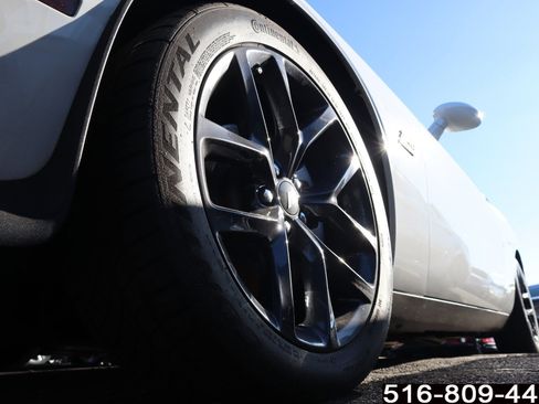 Used 2023 Dodge Challenger R/T w/ Plus Package image 7