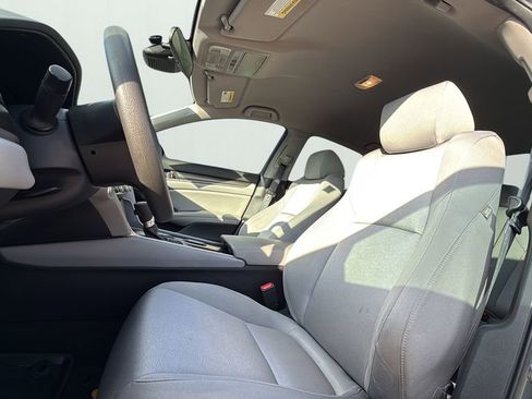 Used 2019 Honda Accord LX image 9