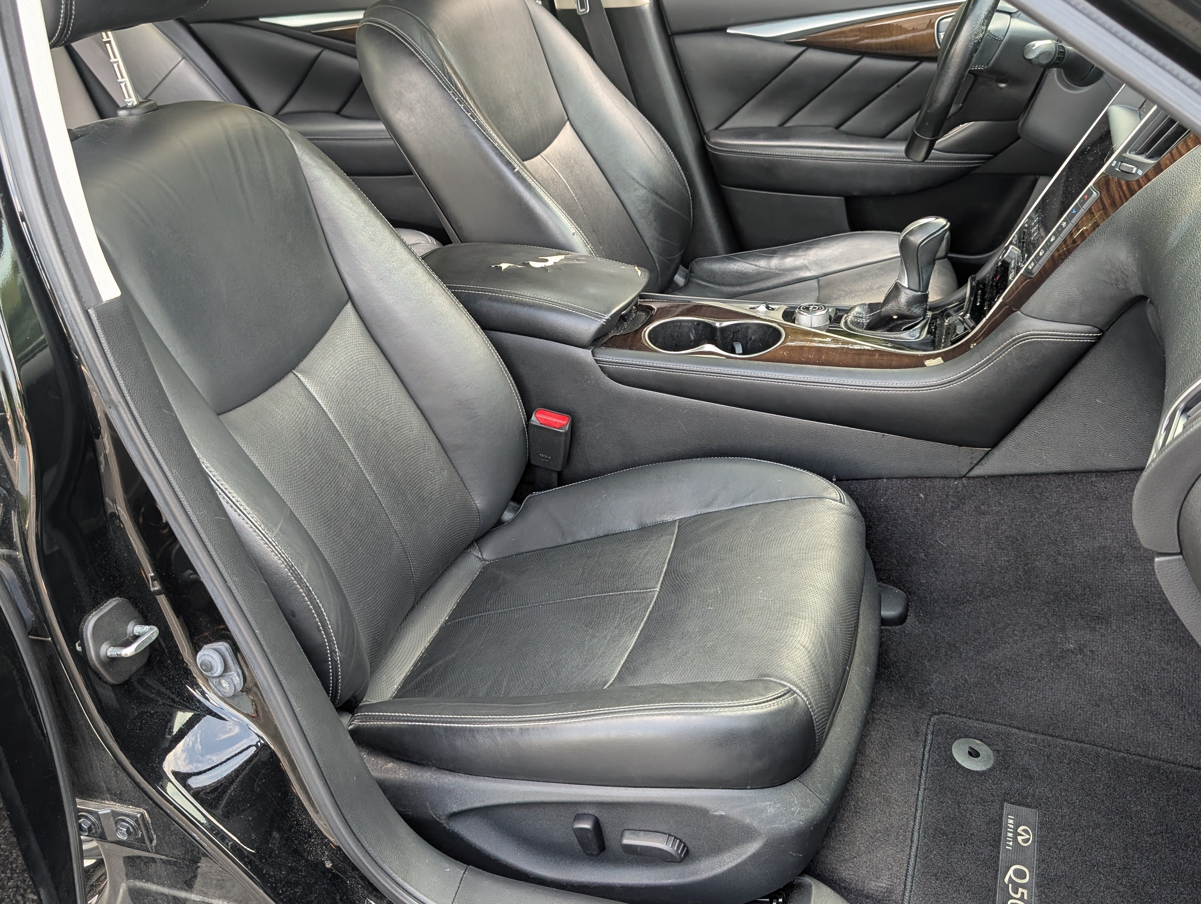 Used 2015 INFINITI Q50 Premium w/ Deluxe Touring Package RWD image 22
